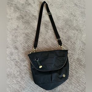 Lululemon All Night Festival bag Black with gold hardware